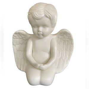 Kneeling Angel Alabaster Cherub Christmas Holiday